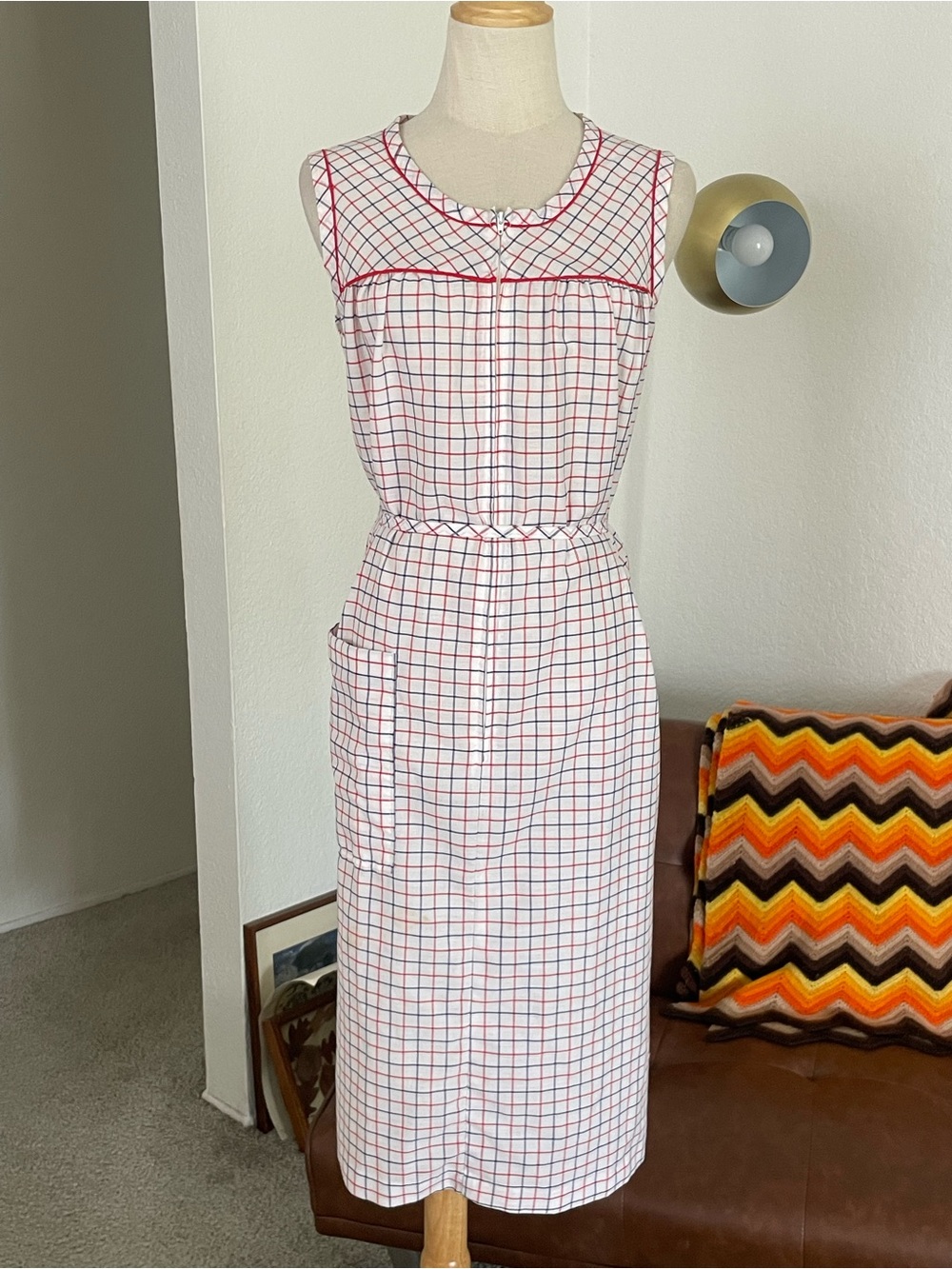 Vintage 1960s Komar for Leisurely Living Windowpane Front Zip Tie Dress